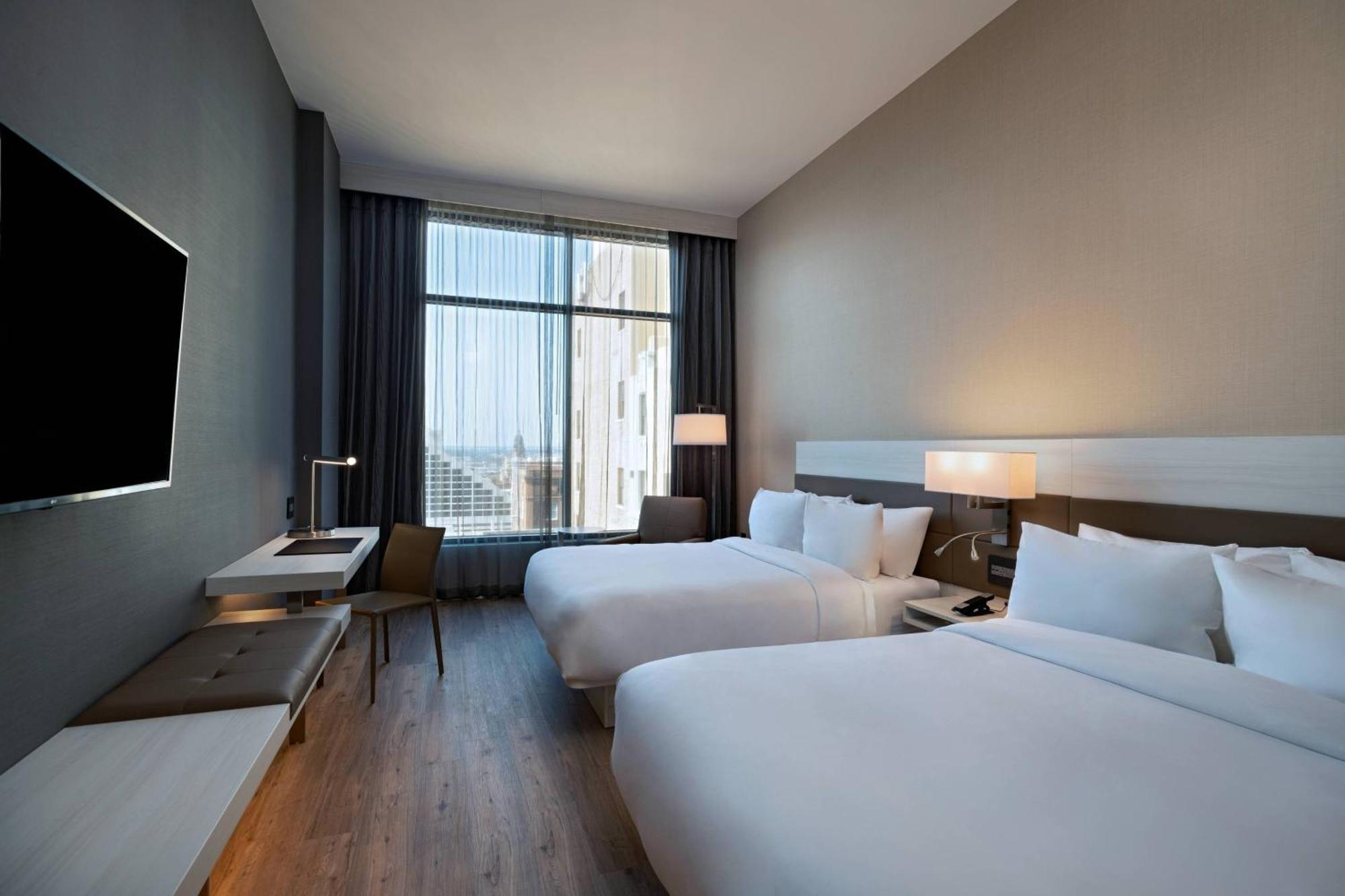 Hotel Ac By Marriott Worth Downtown 4*