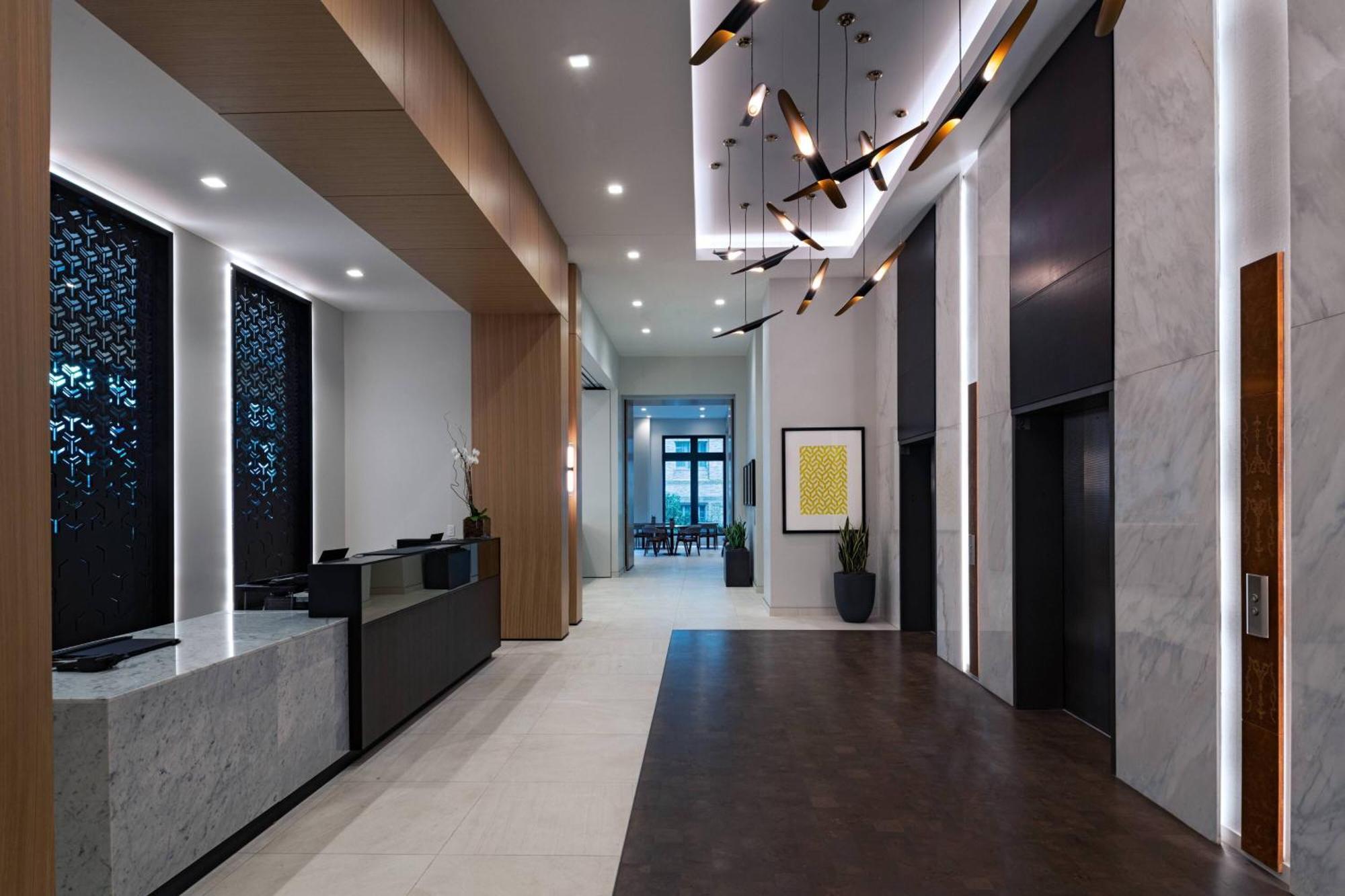 Ac By Marriott Worth Downtown Hotel 4*